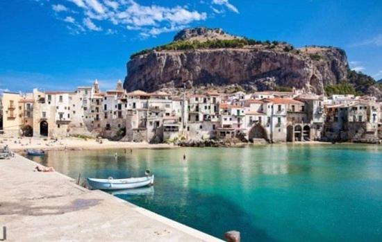 شقة Blue Sea House تْشيفالو المظهر الخارجي الصورة
